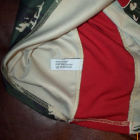 Ecko Unlimited Jersey "BEAST" - Picture 6 of 6